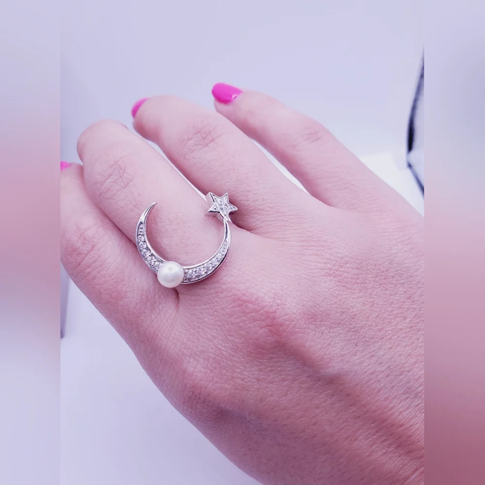 White Diamond Simulants & Pearl 925 Sterling Silver Moon & Star Ring
